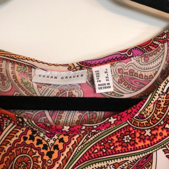 Susan Graver cold shoulder size large - Picture 3 of 3